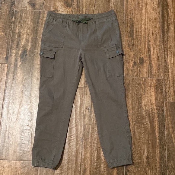 ARMY GREEN DISTRESSED JOGGERS - Picture 3 of 6